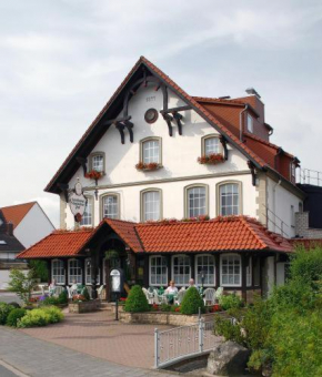 Отель Landhotel Lippischer Hof  Люгде